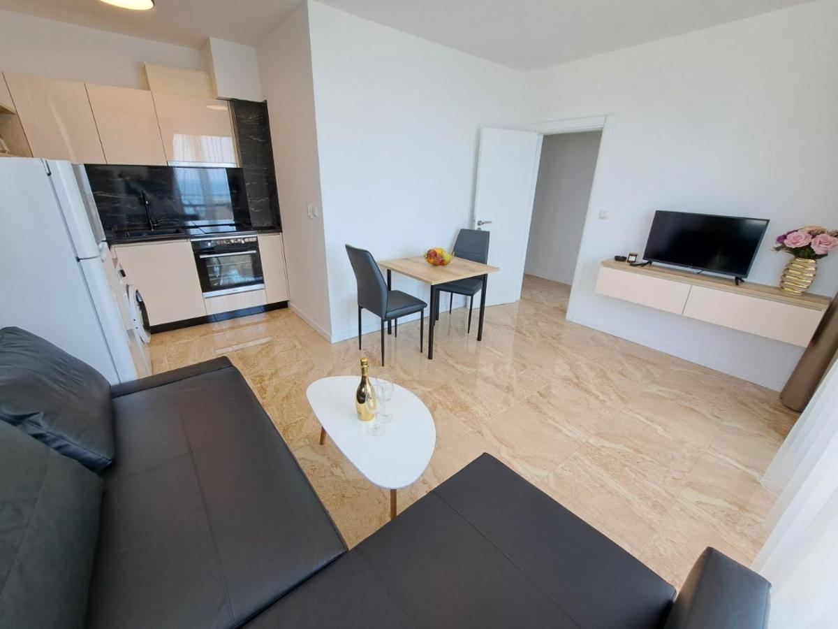 Onyx 2 Private Beach Apartment Sveti Vlas Ngoại thất bức ảnh