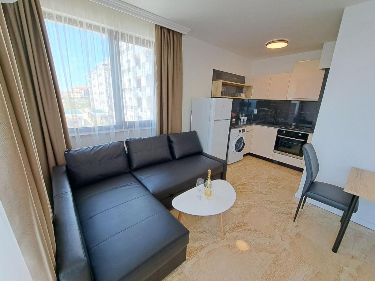 Onyx 2 Private Beach Apartment Sveti Vlas Ngoại thất bức ảnh